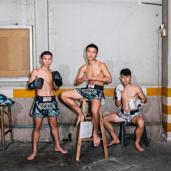 Power Muay Thai Shorts Black